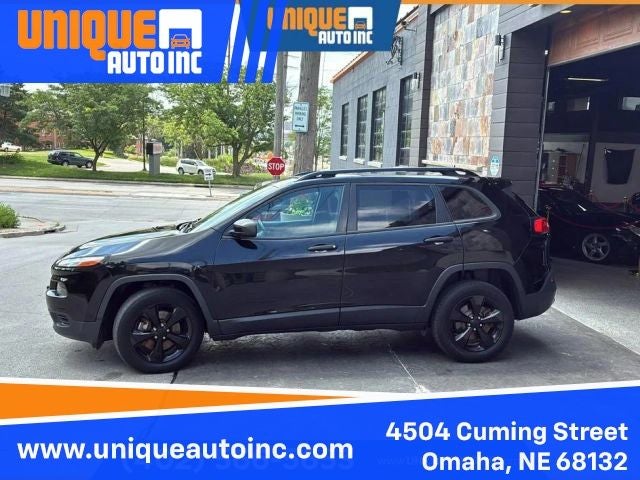 2017 Jeep Cherokee Sport
