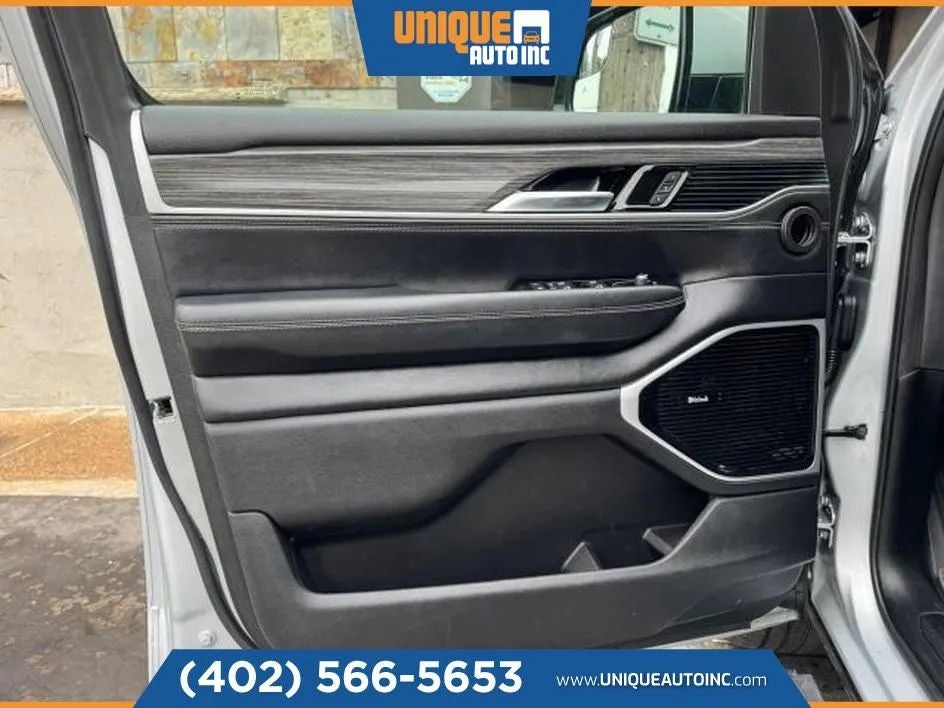 2022 Jeep Wagoneer Series III Sport Utility 4D