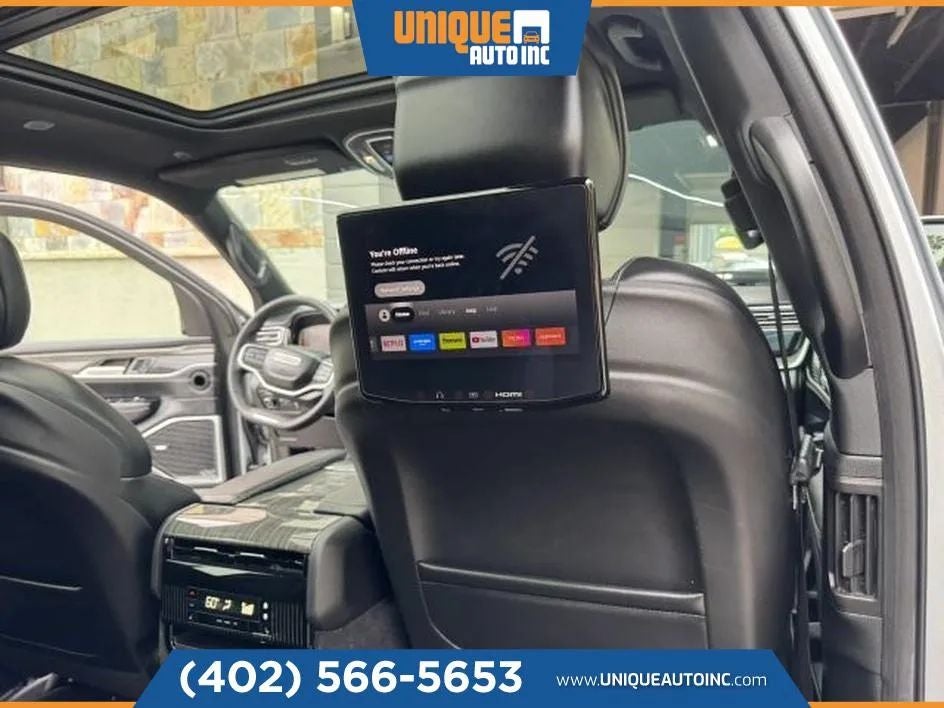2022 Jeep Wagoneer Series III Sport Utility 4D