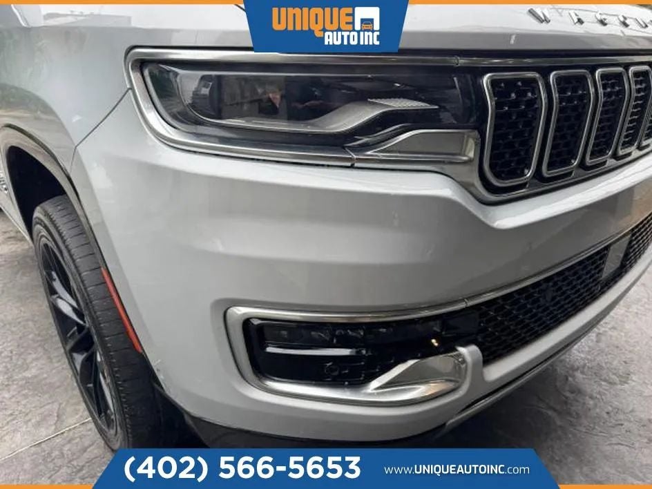 2022 Jeep Wagoneer Series III Sport Utility 4D