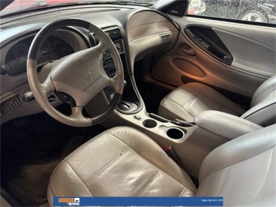 2002 Ford Mustang V6 Deluxe