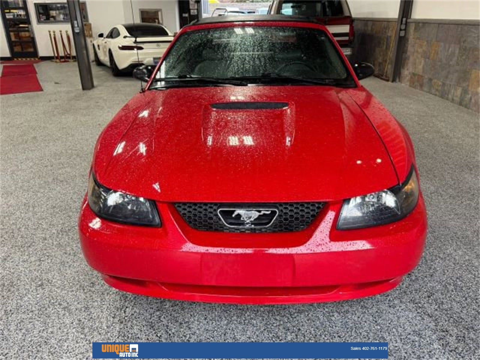 2002 Ford Mustang V6 Deluxe