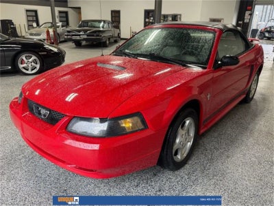 2002 Ford Mustang V6 Deluxe