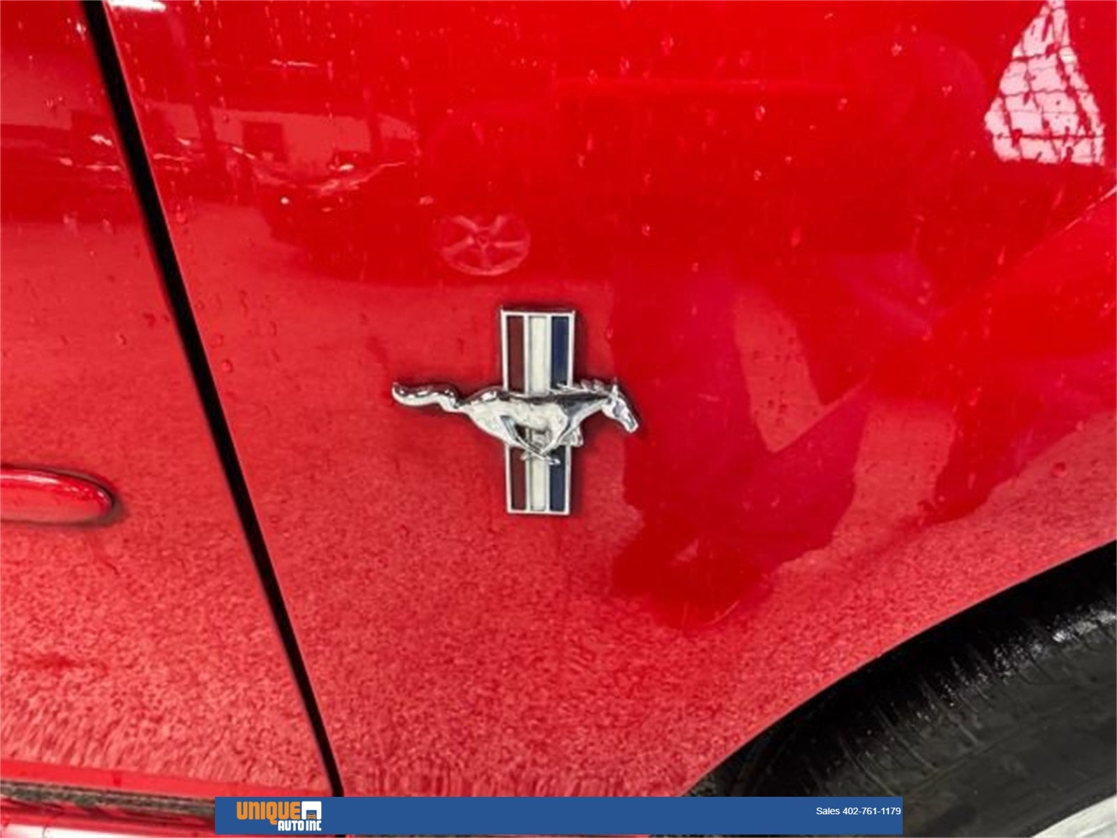 2002 Ford Mustang V6 Deluxe