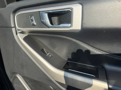 2022 Ford Explorer XLT Sport Utility 4D