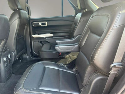 2022 Ford Explorer XLT Sport Utility 4D