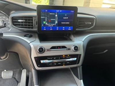 2022 Ford Explorer XLT Sport Utility 4D