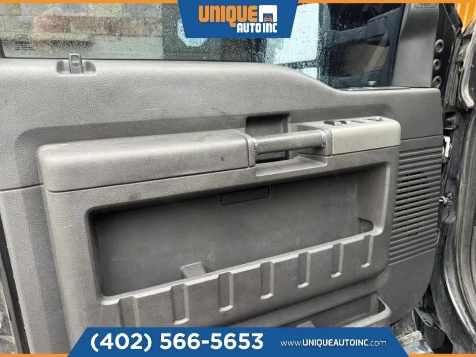 2012 Ford F250 Super Duty Crew Cab Lariat Pickup 4D 6 3/4 ft