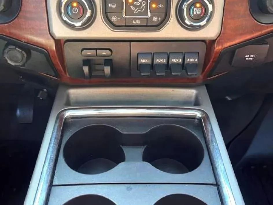 2014 Ford F250 Super Duty Crew Cab King Ranch Pickup 4D 6 3/4 ft