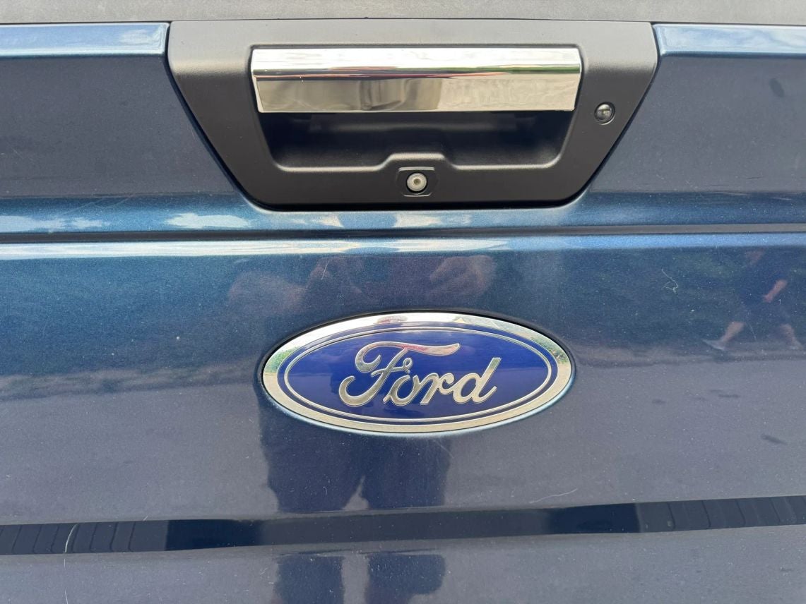 2017 Ford F150 SuperCrew Cab XLT Pickup 4D 5 1/2 ft