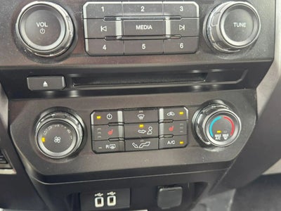 2017 Ford F150 SuperCrew Cab XLT Pickup 4D 5 1/2 ft