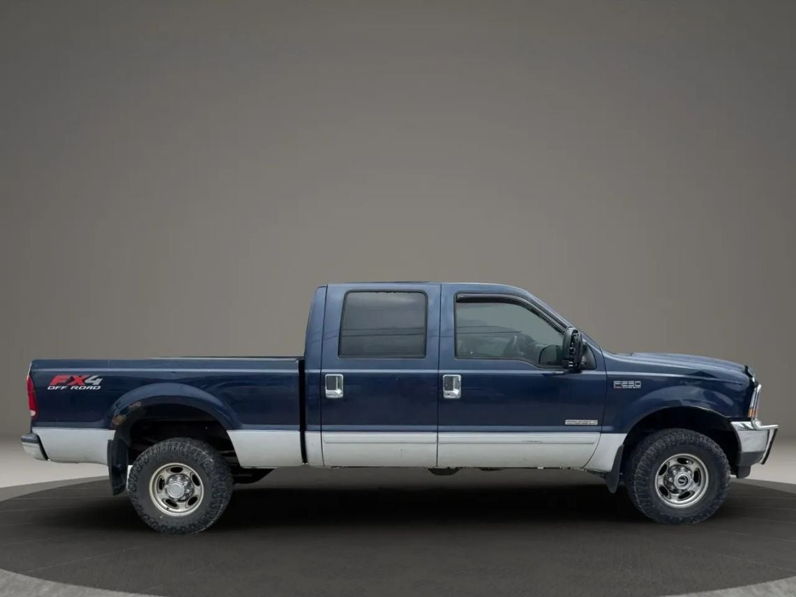 2003 Ford F250 Super Duty Crew Cab Lariat Pickup 4D 6 3/4 ft