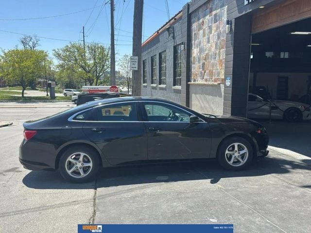 2018 Chevrolet Malibu LS 1LS