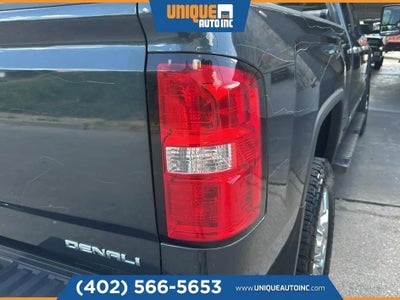 2018 GMC Sierra 2500 HD Crew Cab Denali Pickup 4D 6 1/2 ft