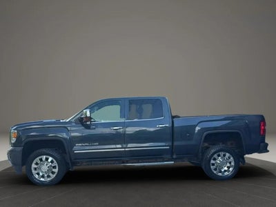 2018 GMC Sierra 2500 HD Crew Cab Denali Pickup 4D 6 1/2 ft