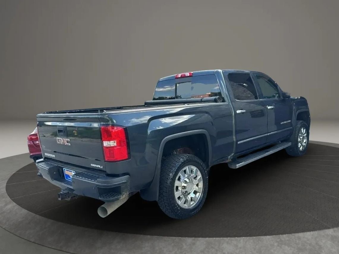 2018 GMC Sierra 2500 HD Crew Cab Denali Pickup 4D 6 1/2 ft