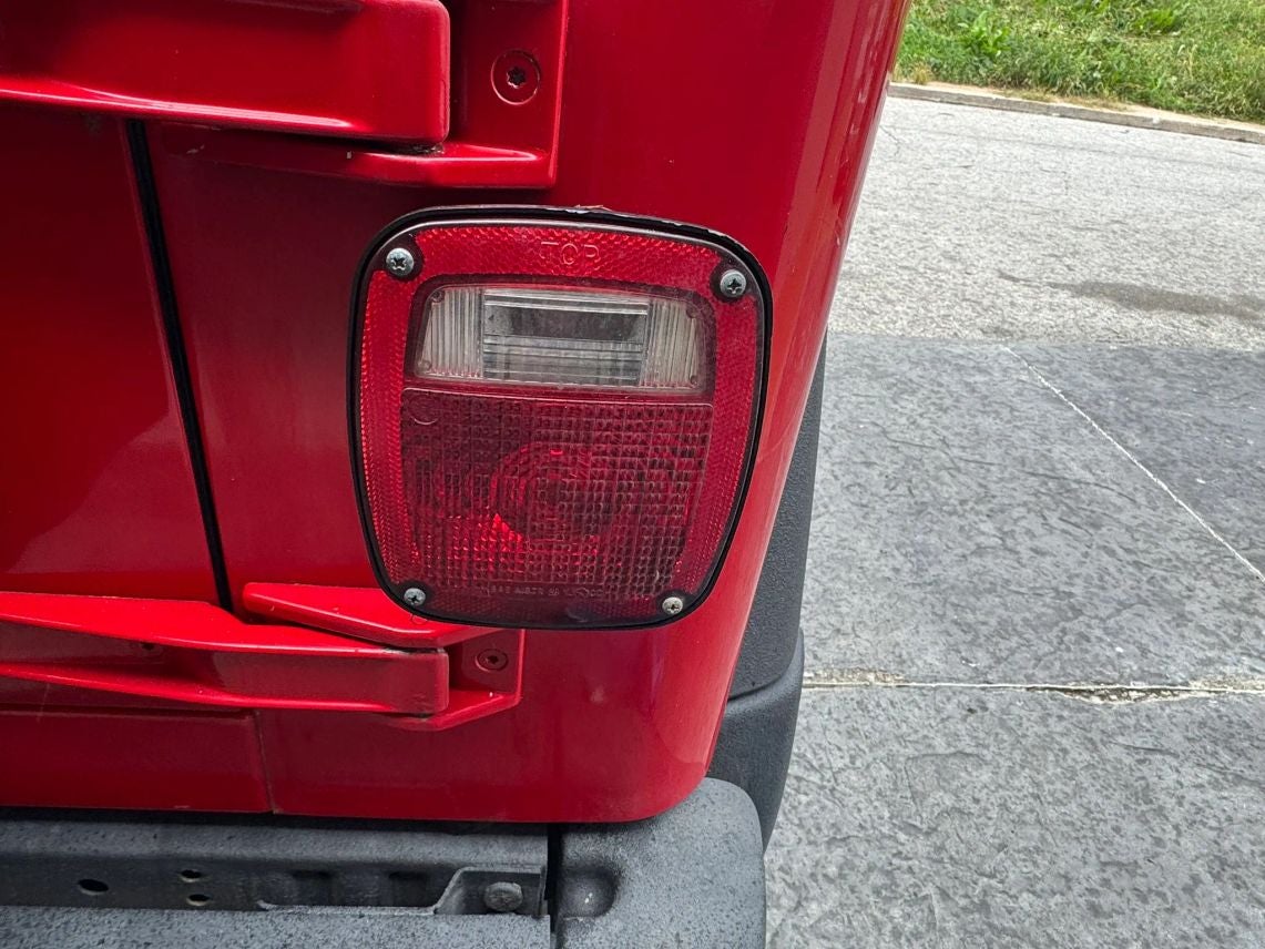 2002 Jeep Wrangler Sport Utility 2D