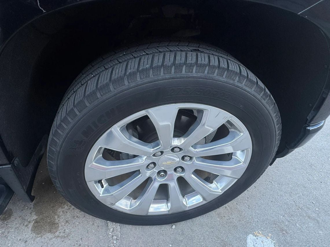 2019 Chevrolet Silverado 1500 Crew Cab High Country Pickup 4D 5 3/4 ft