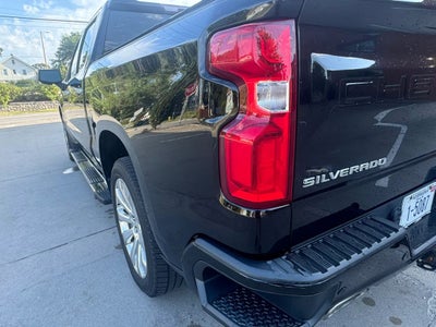 2019 Chevrolet Silverado 1500 Crew Cab High Country Pickup 4D 5 3/4 ft
