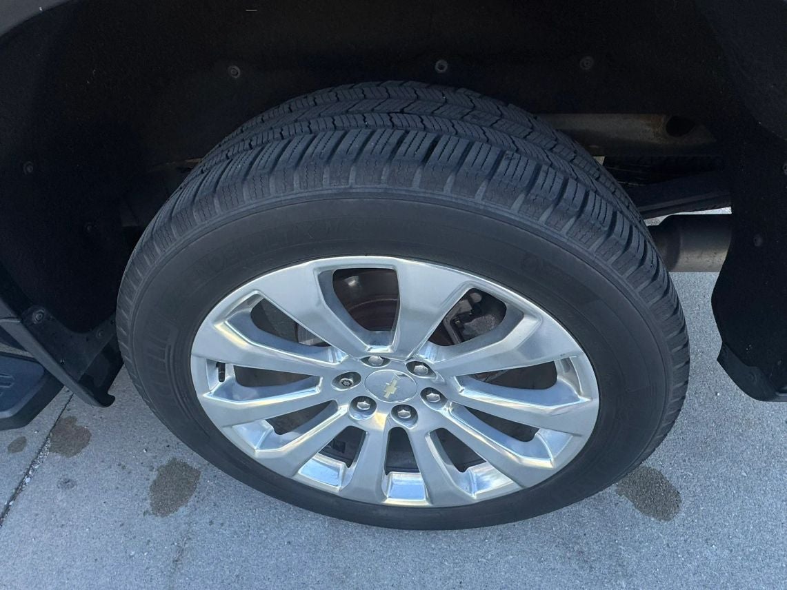 2019 Chevrolet Silverado 1500 Crew Cab High Country Pickup 4D 5 3/4 ft