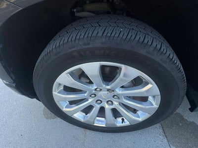 2019 Chevrolet Silverado 1500 Crew Cab High Country Pickup 4D 5 3/4 ft
