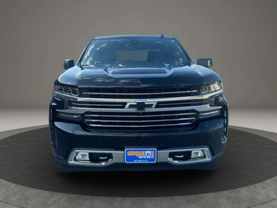 2019 Chevrolet Silverado 1500 Crew Cab High Country Pickup 4D 5 3/4 ft