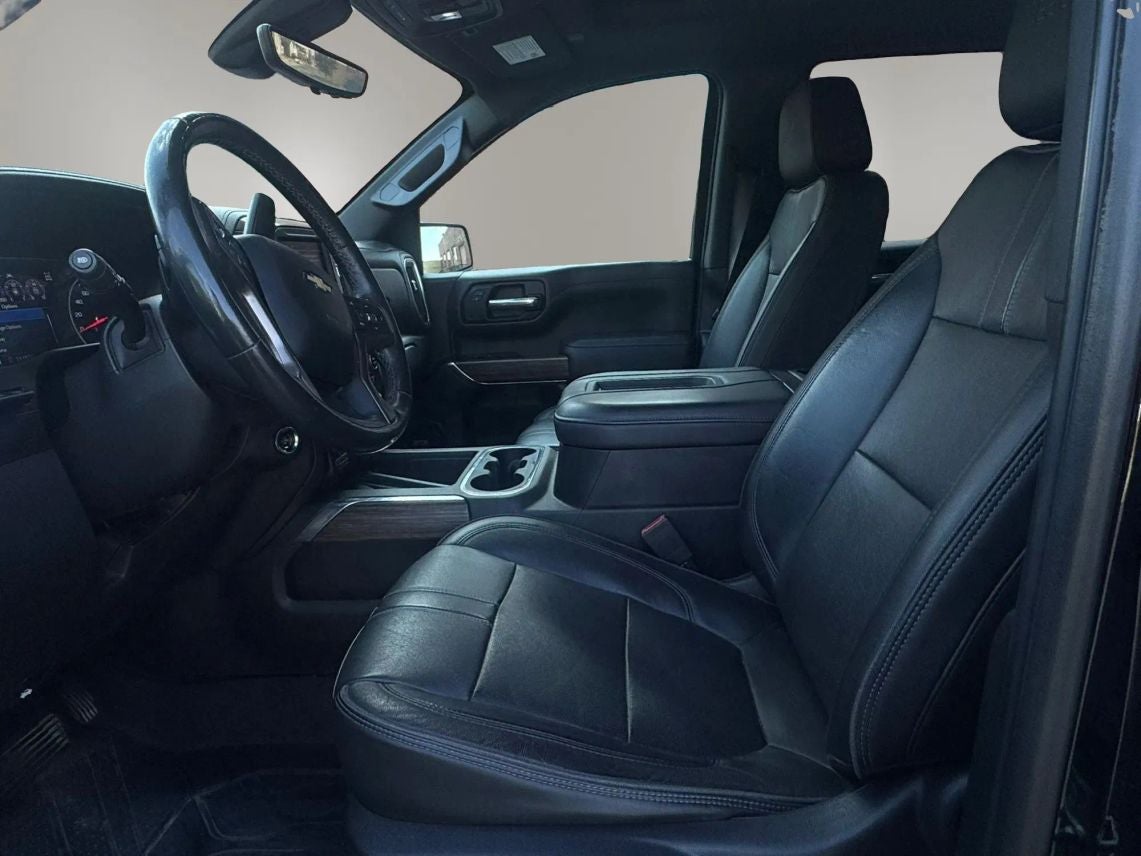 2019 Chevrolet Silverado 1500 Crew Cab High Country Pickup 4D 5 3/4 ft