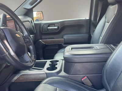 2019 Chevrolet Silverado 1500 Crew Cab High Country Pickup 4D 5 3/4 ft