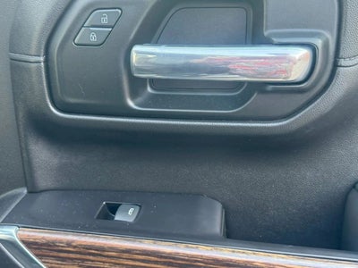 2019 Chevrolet Silverado 1500 Crew Cab High Country Pickup 4D 5 3/4 ft