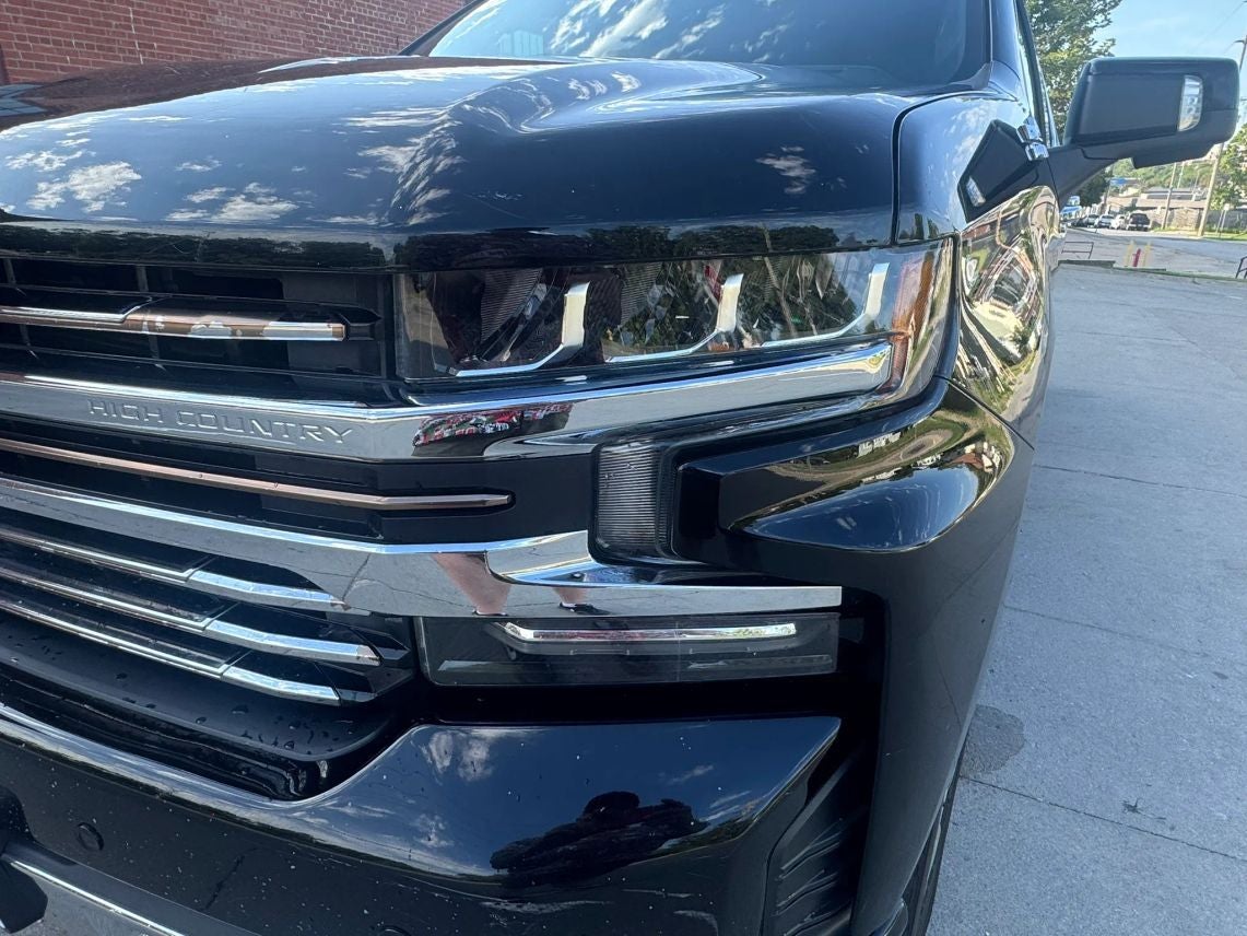 2019 Chevrolet Silverado 1500 Crew Cab High Country Pickup 4D 5 3/4 ft