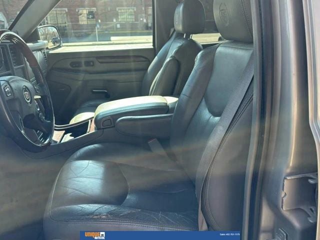 2005 Cadillac Escalade EXT Base