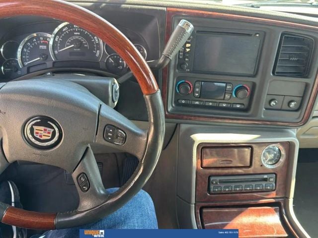 2005 Cadillac Escalade EXT Base