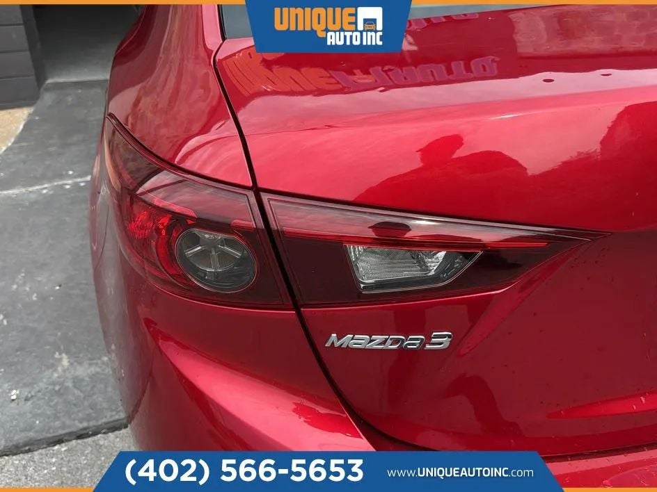 2016 Mazda MAZDA3 i Sport Sedan 4D