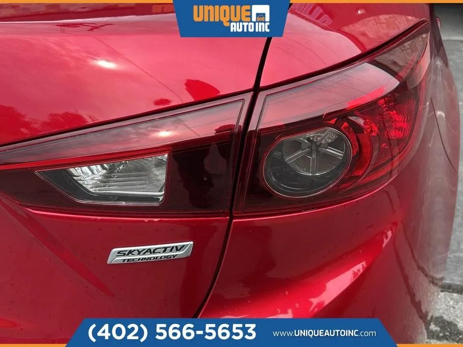 2016 Mazda MAZDA3 i Sport Sedan 4D