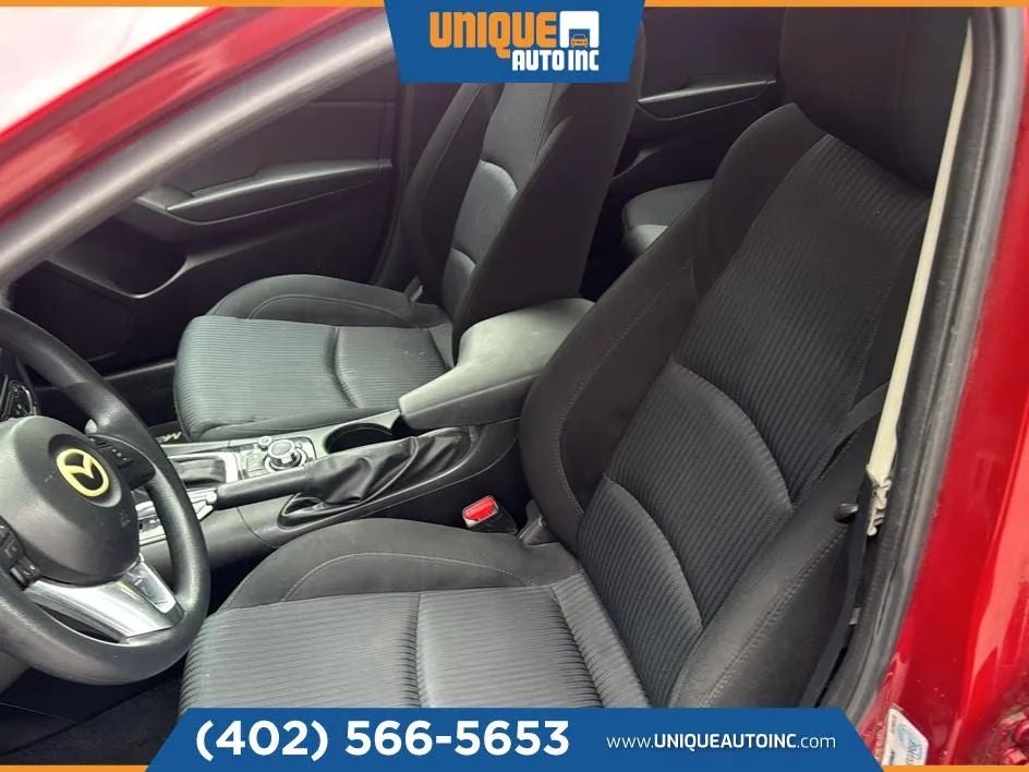 2016 Mazda MAZDA3 i Sport Sedan 4D
