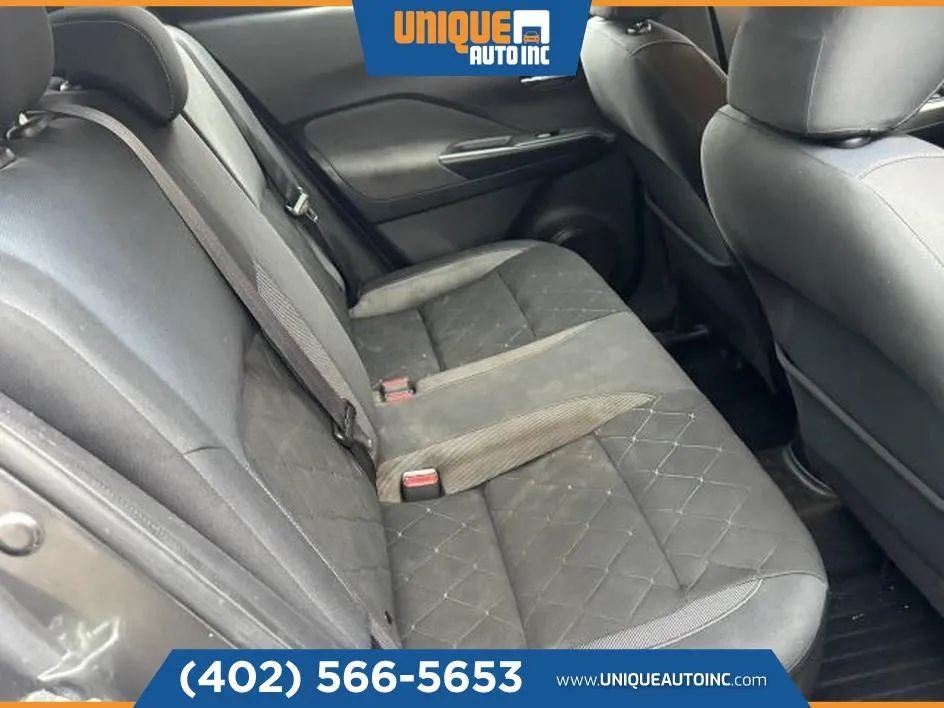 2019 Nissan Kicks SV Sport Utility 4D