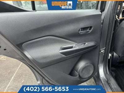 2019 Nissan Kicks SV Sport Utility 4D