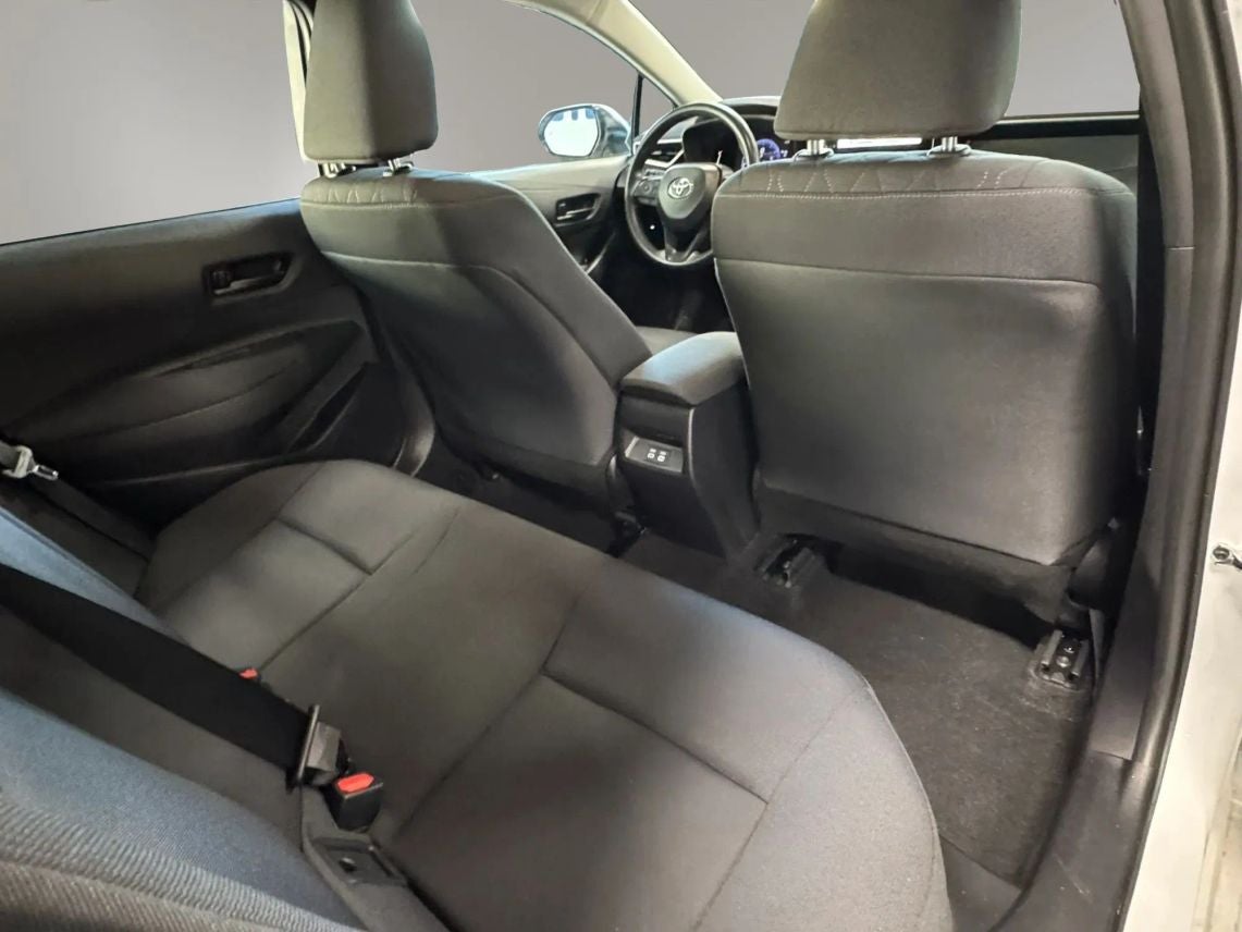 2026 Toyota Corolla LE Sedan 4D