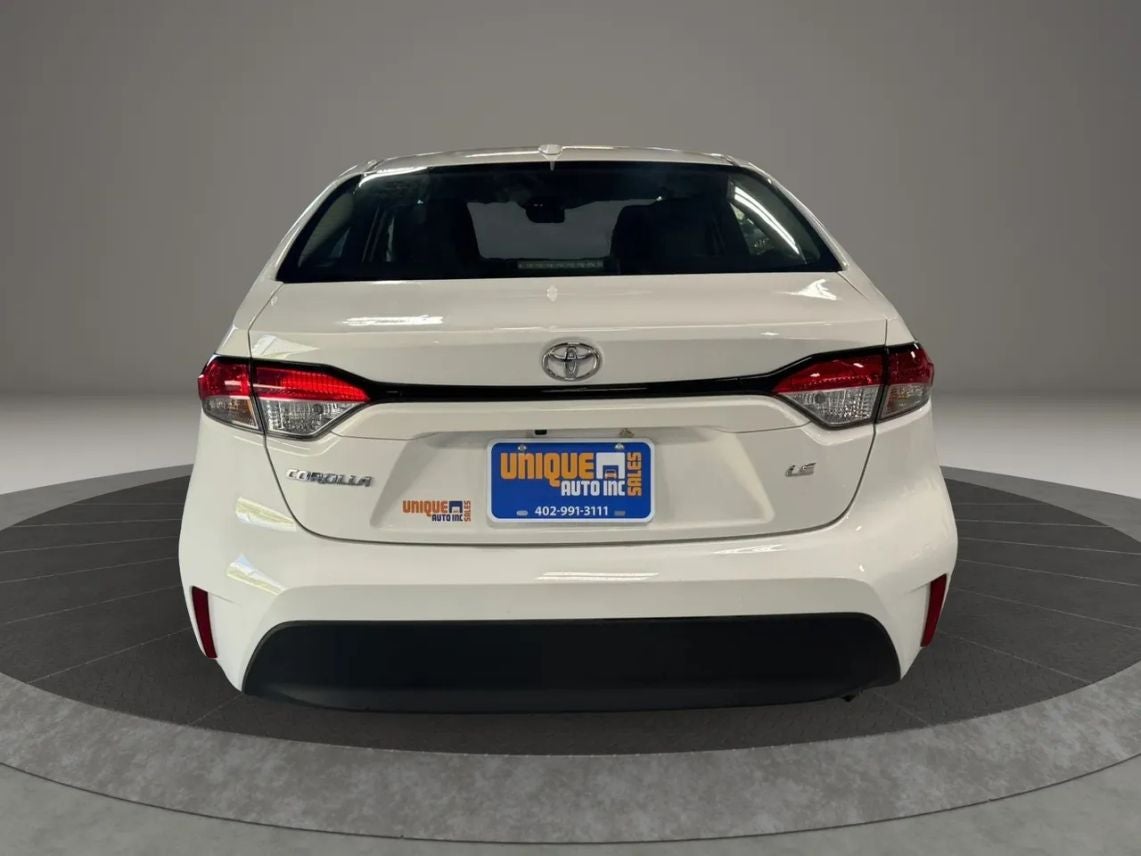 2026 Toyota Corolla LE Sedan 4D