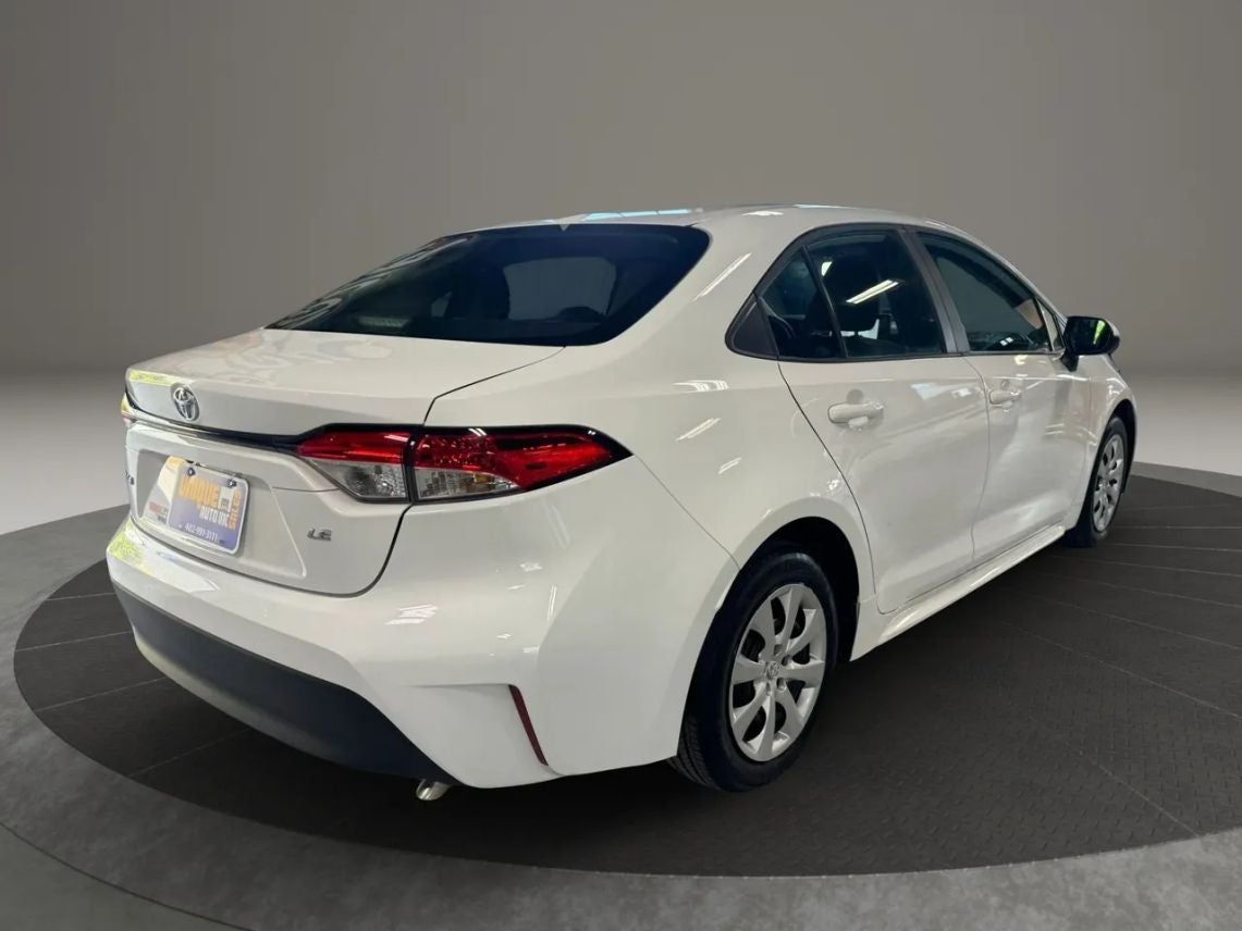 2026 Toyota Corolla LE Sedan 4D