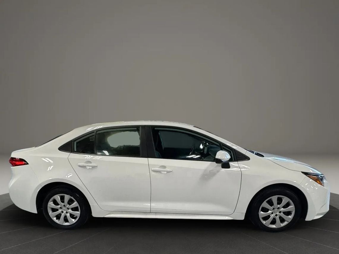 2026 Toyota Corolla LE Sedan 4D