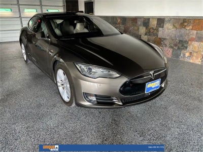 2015 Tesla Model S P90D
