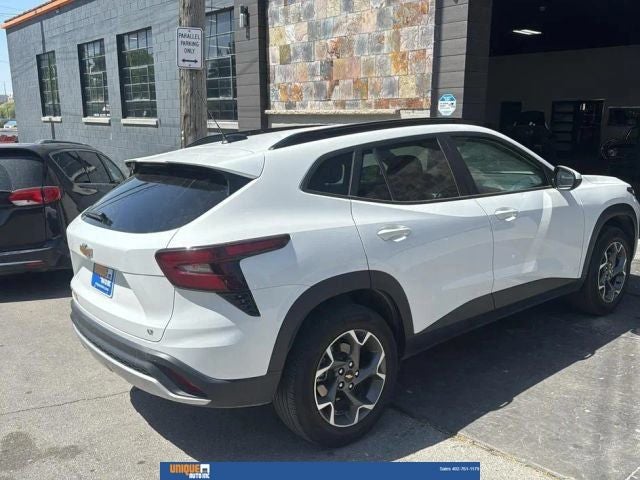 2024 Chevrolet Trax LT