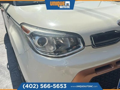 2015 Kia Soul ! Wagon 4D