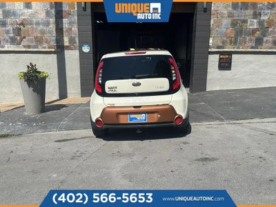 2015 Kia Soul ! Wagon 4D
