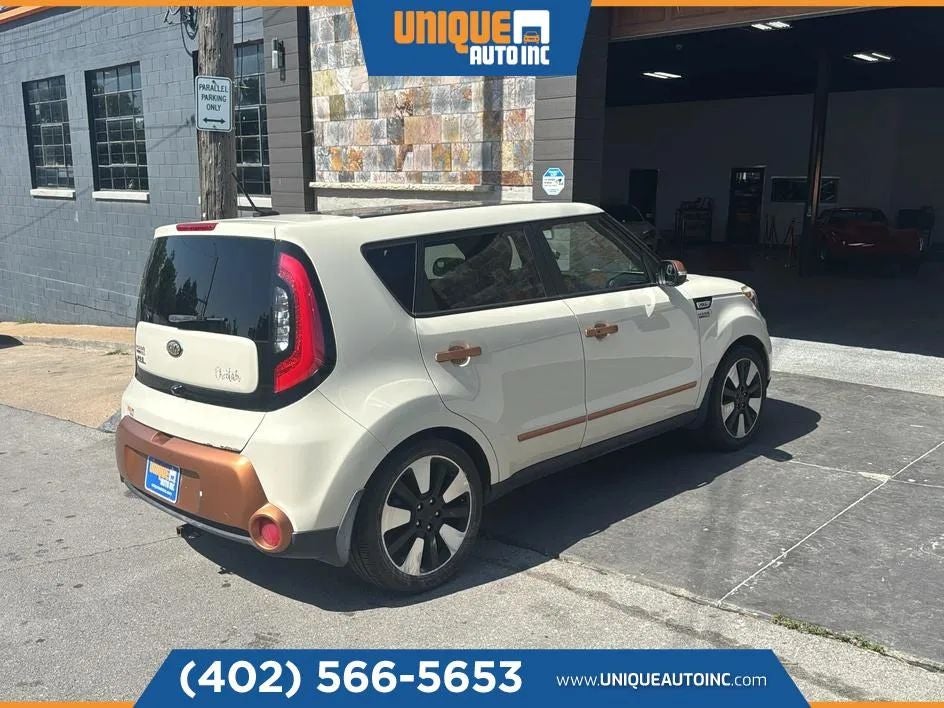 2015 Kia Soul ! Wagon 4D