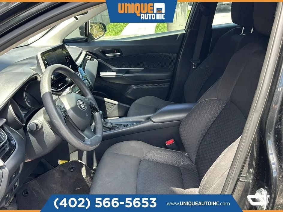 2021 Toyota C-HR LE Sport Utility 4D