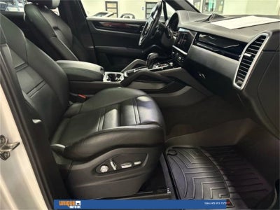 2020 Porsche Cayenne Base