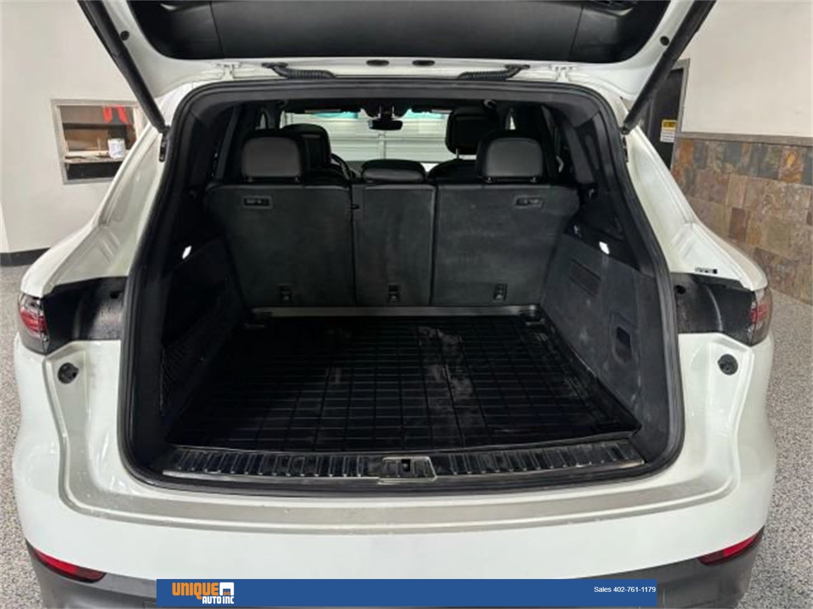 2020 Porsche Cayenne Base