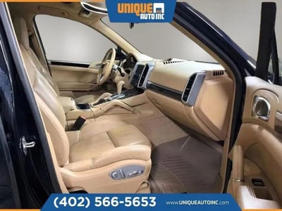2017 Porsche Cayenne S E-Hybrid Sport Utility 4D